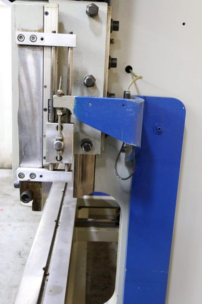 121 TON X 10' DARLEY MODEL EHP110-31/25 HYDRAULIC PRESS BRAKE: STOCK #70794