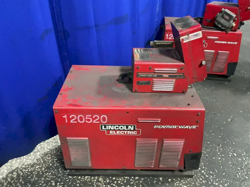 LINCOLN ELECTRIC 82 A MIG WELDER  -  455M POWER WAVE