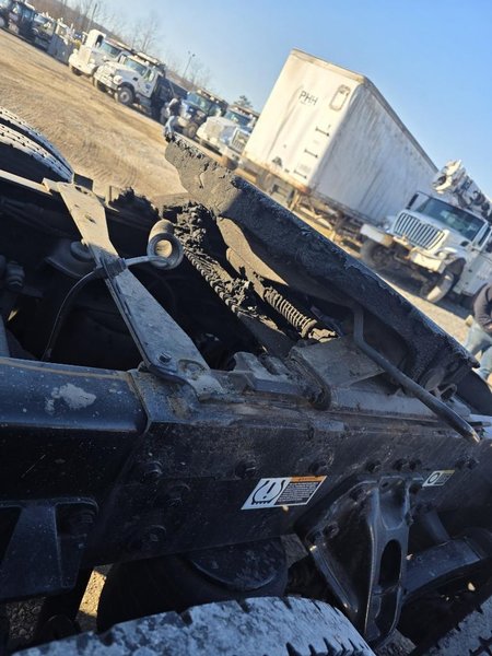 2022 Peterbilt 567 804177