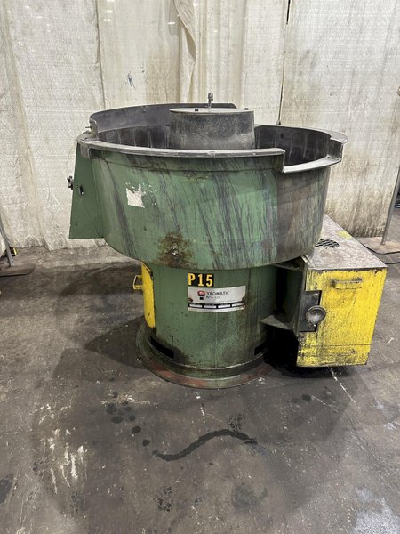 10 CUBIC FT  GYROMATIC MODEL G10-D VIBRATORYFINSHER: STOCK #77935