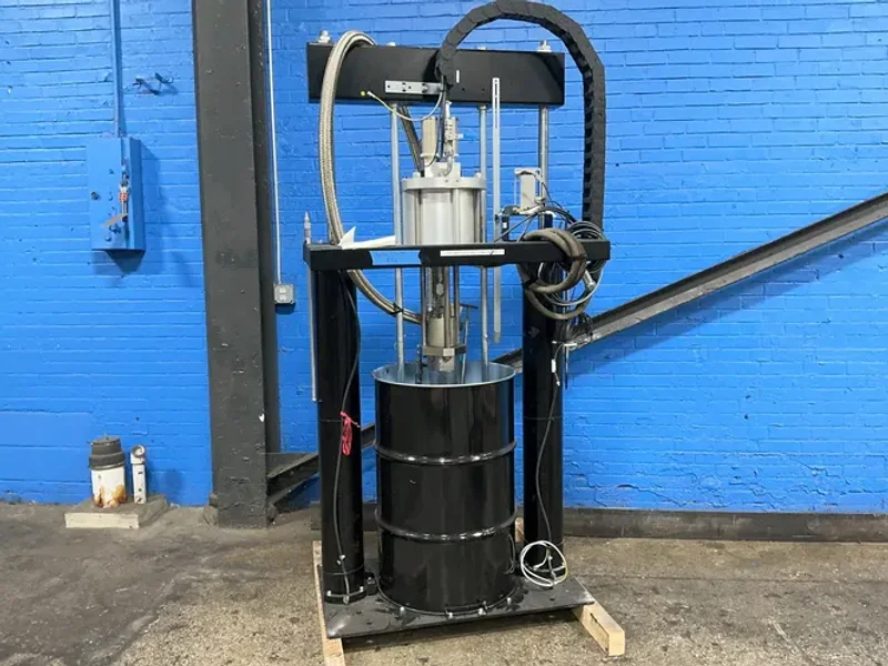 ATLAS COPCO 4872 PSI/MATERIAL ; 87 PSI AIR INPUT HIGH PRESSURE PNEUMATIC DISPENSE PUMP  -  PPK56-571P16-1000-SCA-HPS
