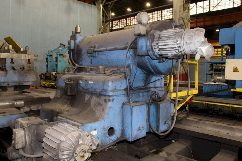 100&quot; X 580&quot; (48&#039;) BETTS MODEL 57R ENGINE LATHE: STOCK 71093