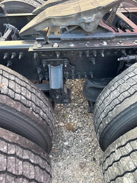 2023 Volvo VNL64T860 4V4NC9EH6PN603472