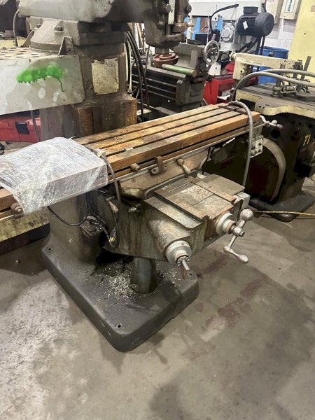 2 HP BRIDGEPORT RAM TYPE VERTICAL MILL: STOCK #78575