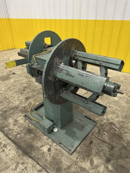 2,000 LBS X 13&quot; PERFECTO MODEL #RD1-12B DOUBLE END COIL REEL UNCOILER: STOCK #23245