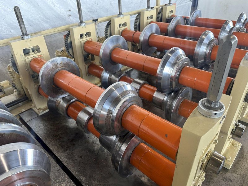 10 STAND X 3.5&quot; ARBOR X 42&quot; BRADBURY RAFTED STANDING SEAM 360/ STANDING SEAM PANEL II ROLLFORMER: STOCK #16967