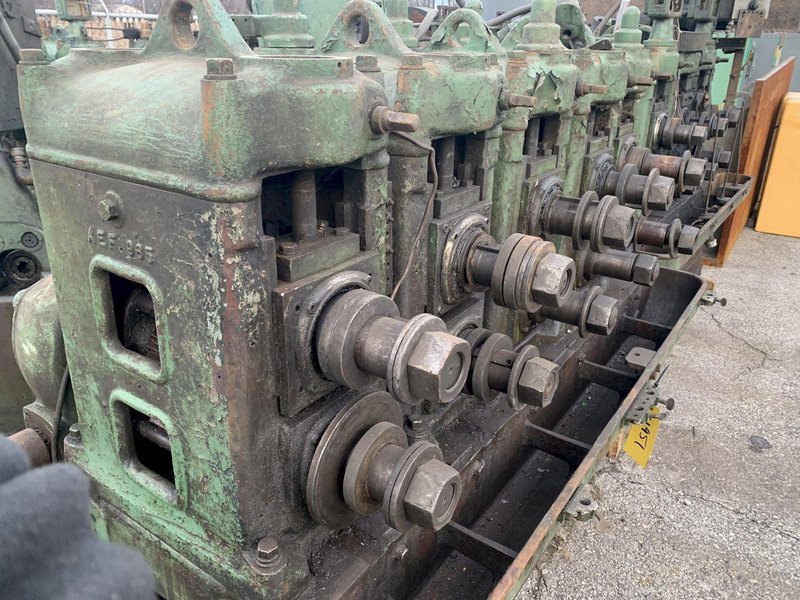 8 STAND AMERICAN ELECTRIC FUSION ROLLFORMER / TUBE MILL