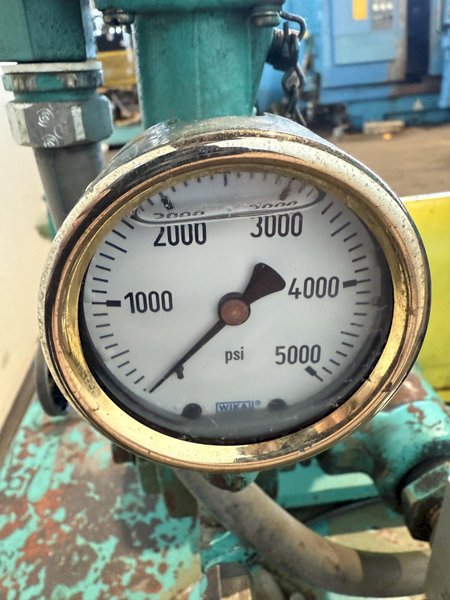 5,000 PSI HYDRAULIC PUMP UNIT W/ RELIANCE MOTOR. STOCK # 1003425.