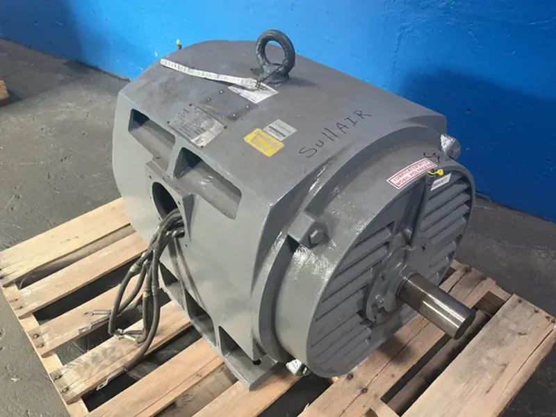 TOSHIBA 200 HP MOTOR  -  02250106-270R01