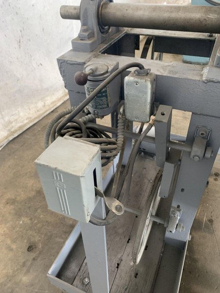 2,000 LB X 10&quot; MOTORIZED UNCOILER. STOCK # 1399920