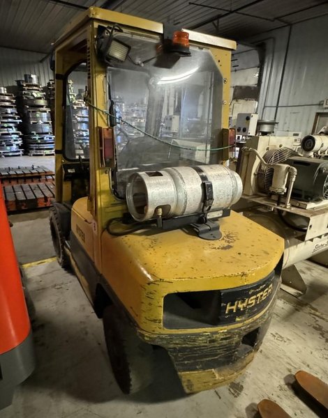 6,800 LB HYSTER MODEL H65XM FORKLIFT. STOCK # 1012424.