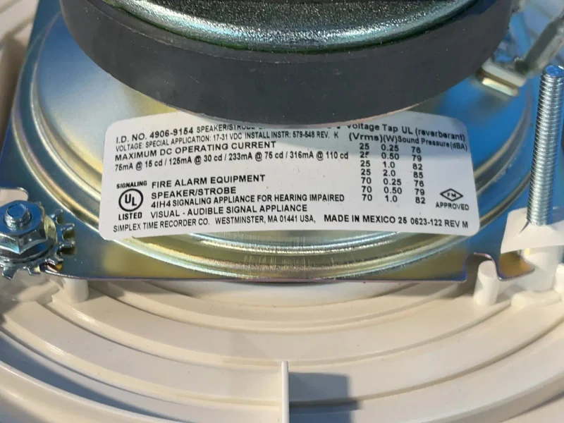 SIMPLEX TRUEALERT MULTI-CANDELA WHITE CEILING STROBE  -  4906-9154
