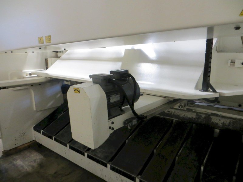 1/2" x 10 ft. Used Primeline Hydraulic Shear Model 10H500