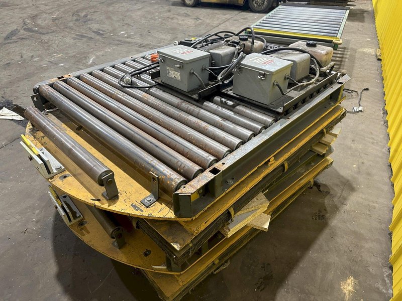 4,000 LBS X 60" X 48" ECONO LIFT HYDRAULIC SCISSOR LIFT TABLE WITH ROTARY ROLLER CONVEYOR TOP, 115 VOLT: STOCK #20960