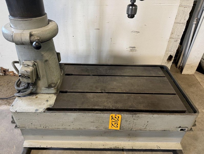 39" x 8" Arboga Radial Drill RLM 3508, 70-1350 RPM, 4 MT, Power Elevation, Box Table, 3 HP