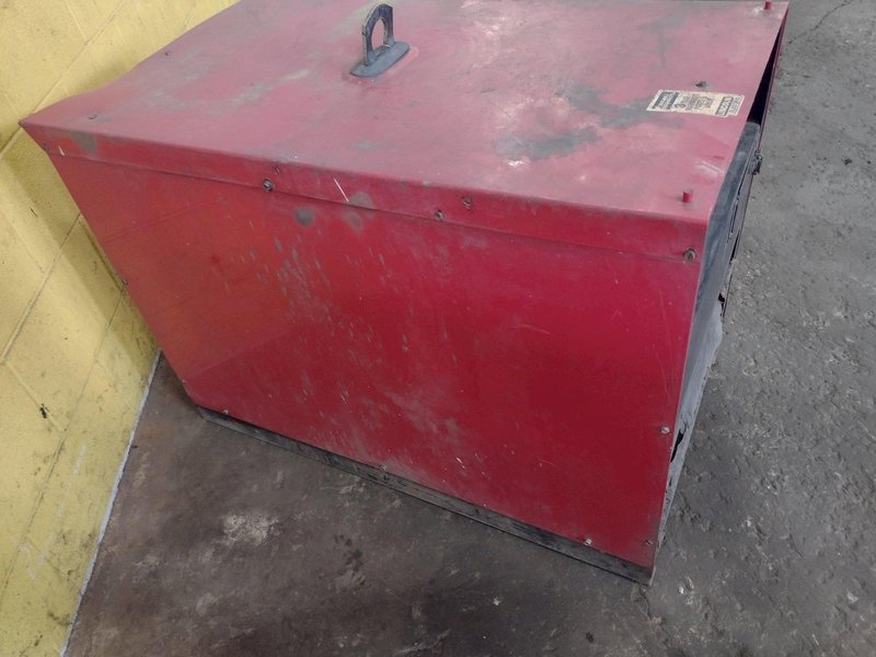 600 AMP LINCOLN IDEALARC DC-600 WELDING POWER SOURCE: STOCK #16686