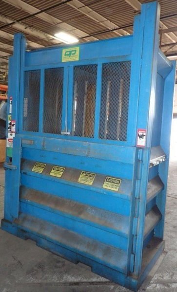 60&quot; QUALITY PRODUCTS MODEL #V6030M VERTICAL BALER: YOBRO #23984