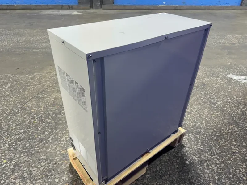 SAMSUNG 48000/54000 BTU MULTI SPLIT SYSTEM/HEAT PUMP  -  AM048KXWDCH