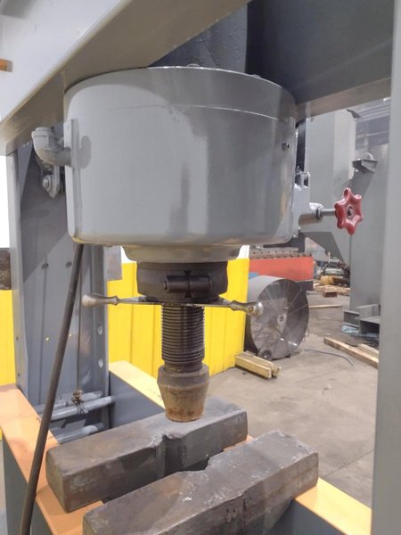 125 TON X 48" DAKE H-FRAME HYDRAULIC PRESS: YOBRO #24587
