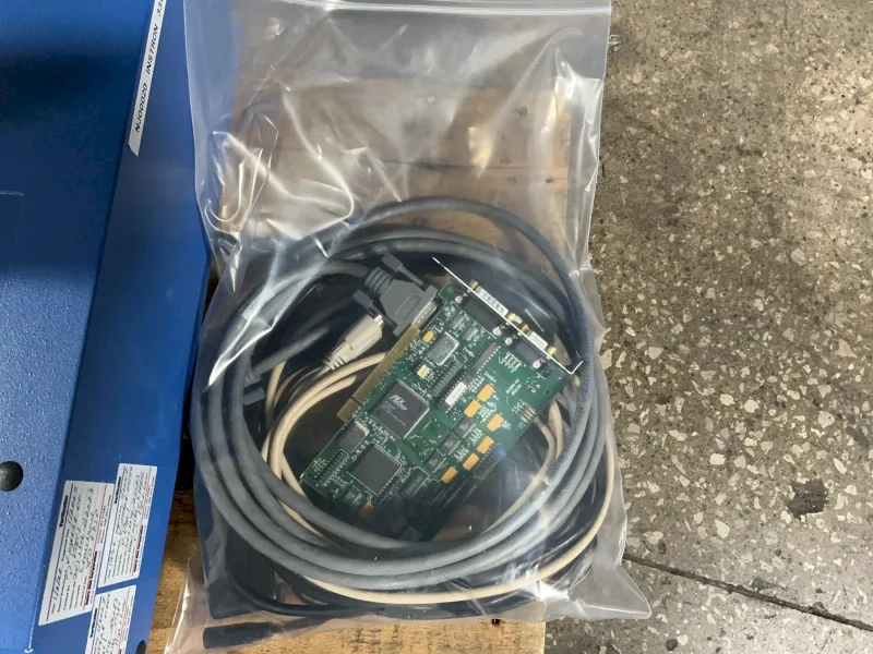 INSTRON 112 LB SINGLE COLUMN TESTING SYSTEM  -  3342Q 2283