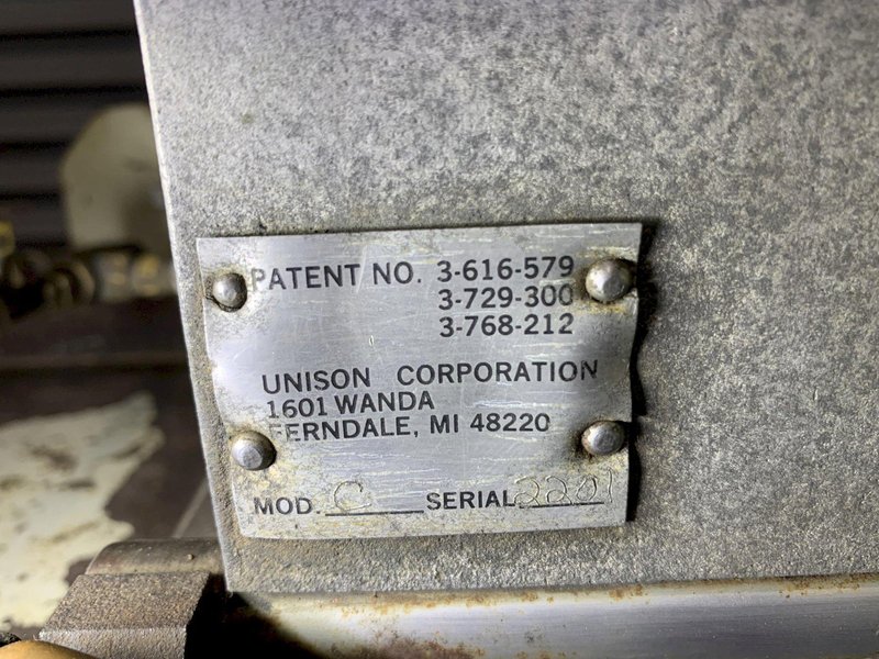 Unison Dedtru Centerless Grinder