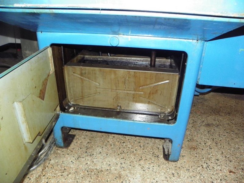 Sunnen Model 1800 Power Stroke Honing Machine, S/N 73633. Offered for parts / rebuild. 