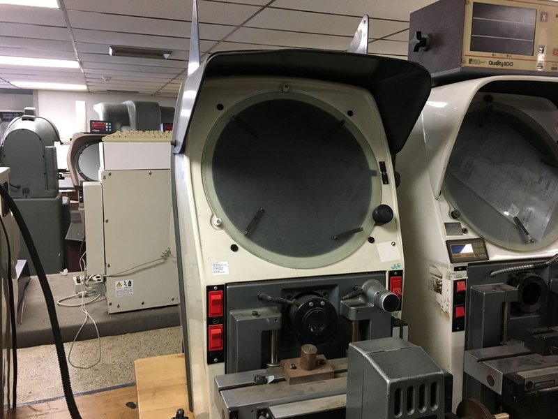 Gagemaster Model 29 Bench Top Optical Comparator, S/N GS1422741283, New Approx 1990. 