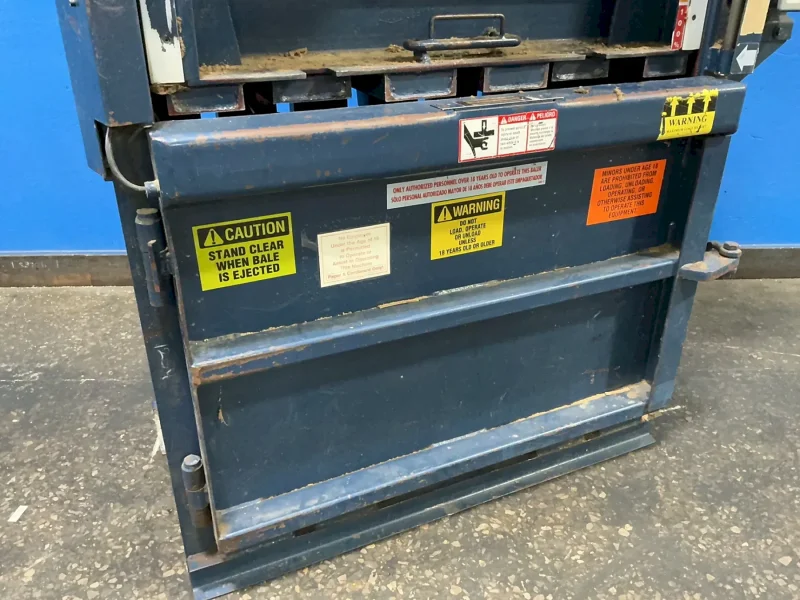 J.V. MANUFACTURING 46” X 24” BALER  -  DL-46-LD-VB