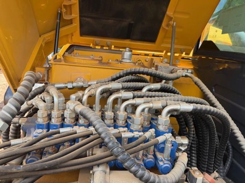 LiuGong 909ECR Compact Excavator, 2023 – Only 400 hours!