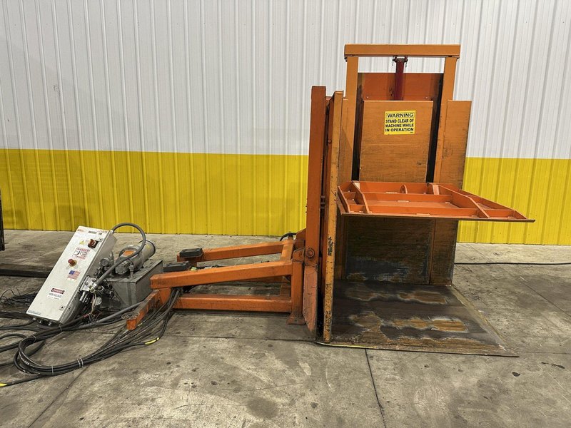 4,400 LBS CHERRY HYDRAULIC CLAMP &amp; FLIP PALLET INVERTER / TURNOVER MACHINE: STOCK #22320