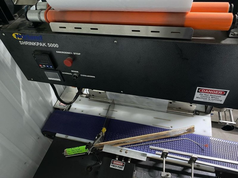 Norland International Shrink Pack HT5000 Automatic Multi-Function Shrink Wrapping System with Heat Tunnel