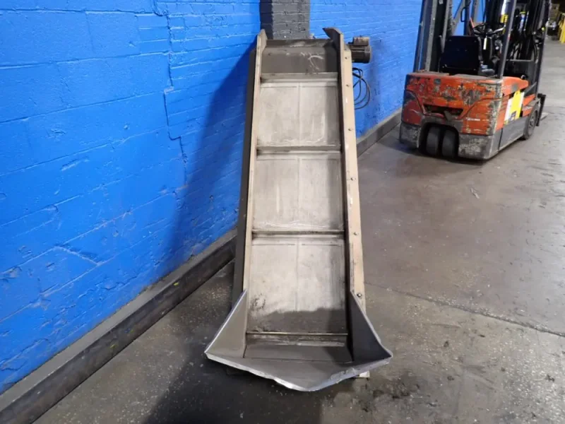 PLASTICS 93" X 18" INCLINE BELT CONVEYOR  -  ICG-186