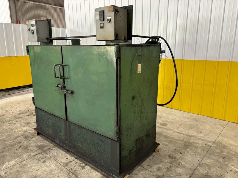 1998 DAYTON DUAL ZONE GAS POWERED PRE-HEAT DIE OVEN, WITH DIGITAL TEMP CONTROLLER: STOCK #20823