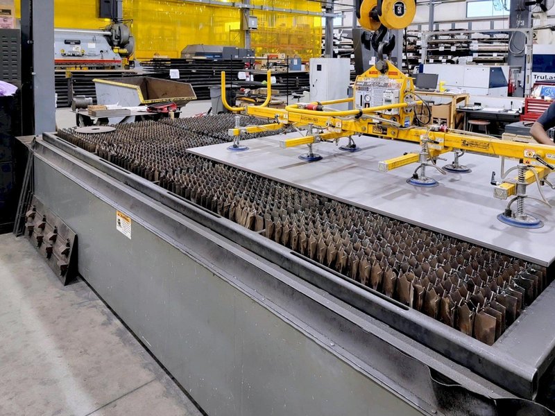 Cincinnati CL-707 6&#039; x 12&#039; 4KW CO2 Laser