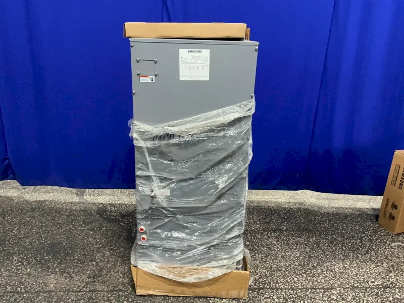 SAMSUNG AIR CONDITIONER  -  AM048TNZDCH/AA
