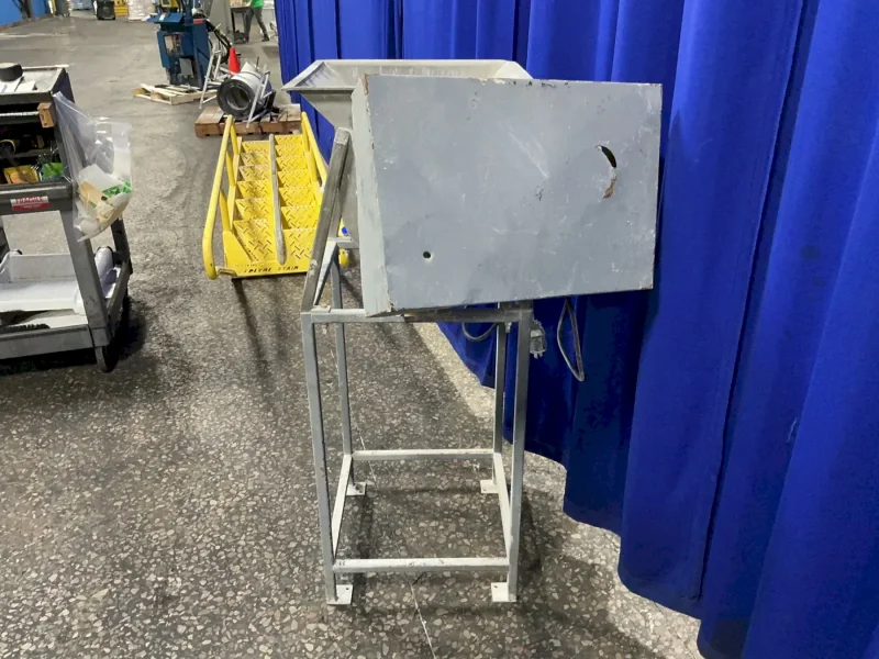 14X17X12 MIXER/FEEDER UNIT