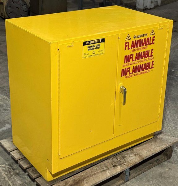 Justrite Flammable Storage Cabinet, Model 25732, 22 Gallon, Self-Close Doors, Nice