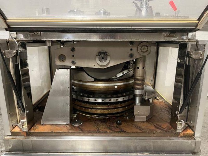 MANESTY 39 STATION TABLET PRESS  -  MKIIA