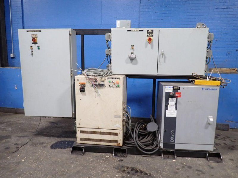 YASKAWA / MOTOMAN ROBOT CONTROL  -  UP20 / DX200