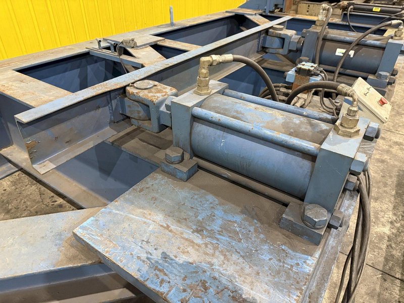 250 TON X 21' CAMBCO HYDRAULIC BEAM CAMBERING / BENDING MACHINE: YOBRO #24412