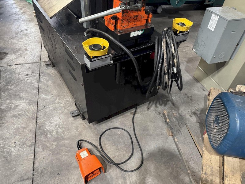 85 Ton Scotchman F18507 14M Hydraulic Ironworker