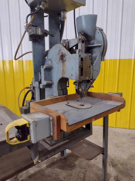 CHICAGO RIVET MACHINE: STOCK #23133