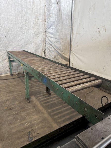 9" X 16" DOALL C-916 HORIZONTAL BANDSAW W/ 10' X 18" CONVEYOR. STOCK # 0112526.