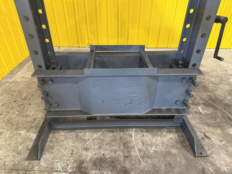 150 TON DAKE MODEL #5-150 HYDRAULIC H-FRAME PRESS: YOBRO #24148