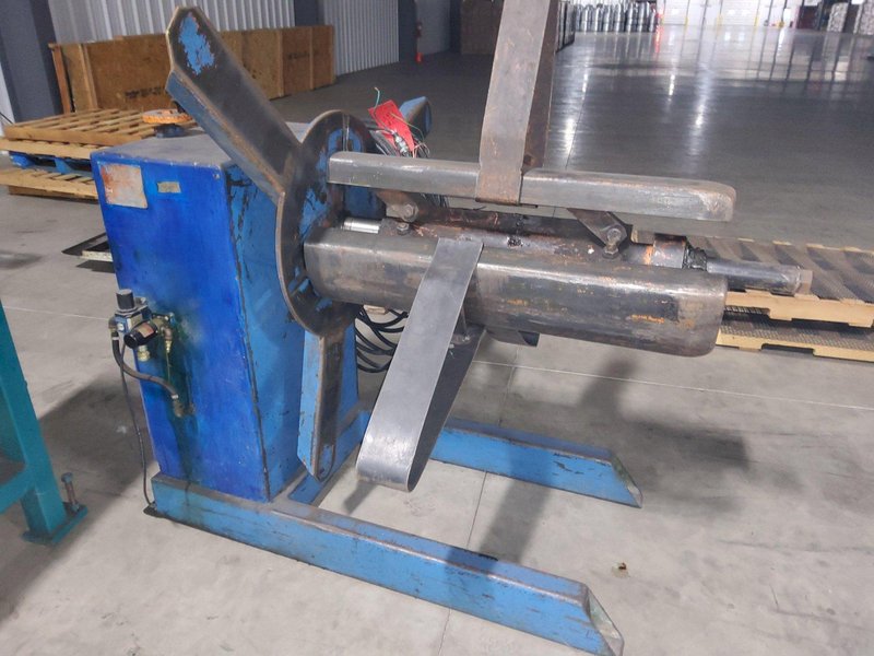 2,500 LBS LITTELL MODEL #60 UNCOILER COIL REEL: YOBRO #24497