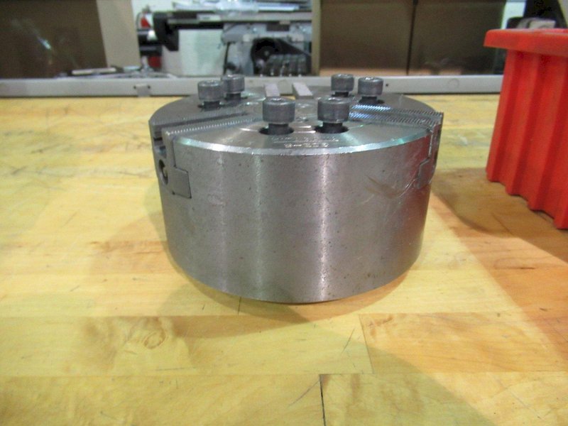 Kitagawa B-206 6" 3-Jaw Hydraulic Chuck with Assorted Jaws- Auction Item