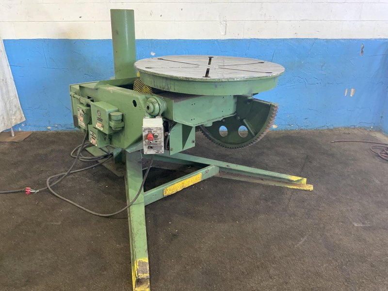 3,000 LB WORTHINGTON MODEL 30P WELDING POSITIONER: STOCK #81050