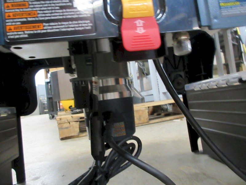 Bosch  Bosch 1617EVS 2.25 HP Electronic Fixed-Base Router, Bosch Portable Jobsite Router Table 26 in. x 16.5 in. Laminated MDF Top- Auction Item