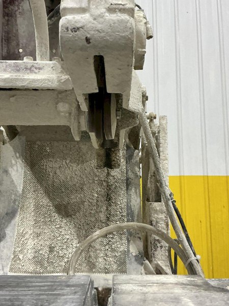 7.5 HP X 20" MK WET BRICK AND BLOCK SAW: YOBRO #25031