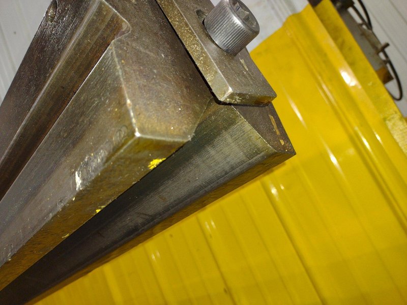 121" x 5.25" x 5.25" 4 WAY FEMALE BOTTOM PRESS BRAKE DIE WITH DIE HOLDER: YOBRO #24999